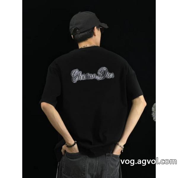 半袖TシャツDIOR春の新生活 大人気新色 大人の個性を。 偽 ブランド
