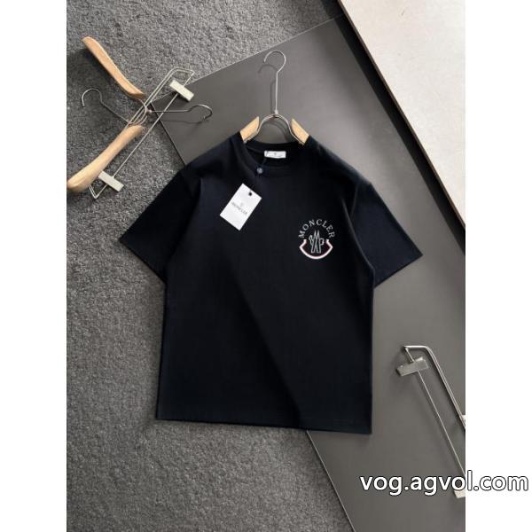 モンクレール半袖Tシャツ偽物 通販透け感の持つ涼しげな印象 定番人気のモデル 新色登場