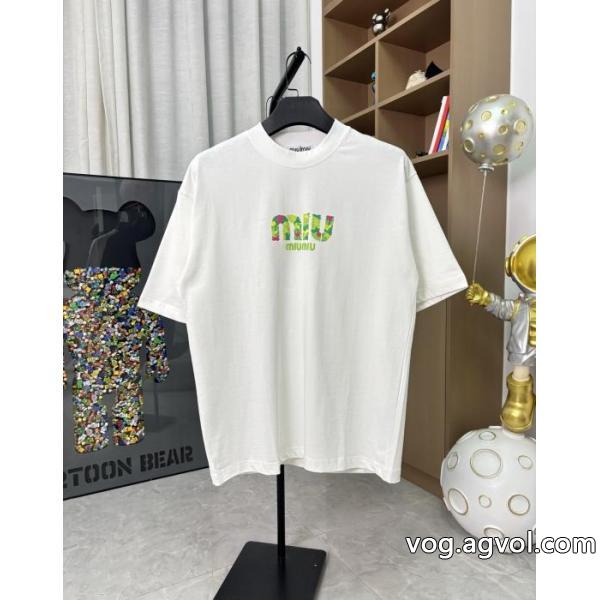 偽物 ブランド愛らしさ抜群 お買い得セール お得セールMIUMIU半袖Tシャツ