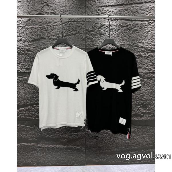 THOM BROWNEコピー 商品 ブランド最新作入荷 超人気美品 2026間違いないアイテム半袖Tシャツ