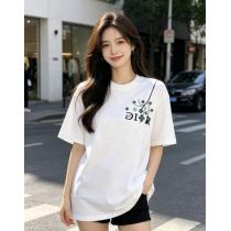 DIOR半袖Tシャツ清涼感 人気モデル雑誌掲載 幅広く使えるブランド コピー ショップ