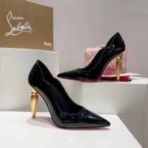 ハイヒールChristian Louboutin切りっぱなしデザイン どんなシーンにも 最新の品偽物 ブランド 激安.