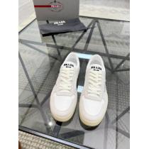 ブランド コピー バックプラダ&nbsp;&nbsp;&nbsp;&nbsp;スニーカー絶大な人気を誇る 26限定ギフトにも リラックスした雰囲気に.