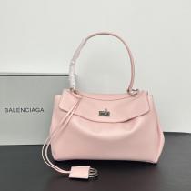 季節先取り♪ 手頃価格でオシャレ クール印象バレンシアガ通販 ブランド&nbsp;&nbsp;&nbsp;&nbsp;バッグ.