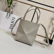 2026一番最高人気 2026新作 今度こそ完売！&nbsp;&nbsp;&nbsp;&nbsp;バッグ偽 ブランド 販売LOEWE.