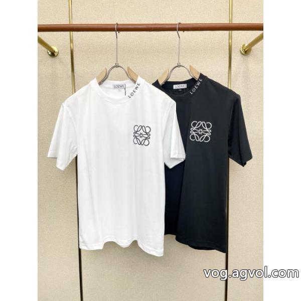 偽 ブランドLOEWE大人気商品再入荷! 肌热い季節に欠かせない 大絶賛！ 半袖Tシャツ