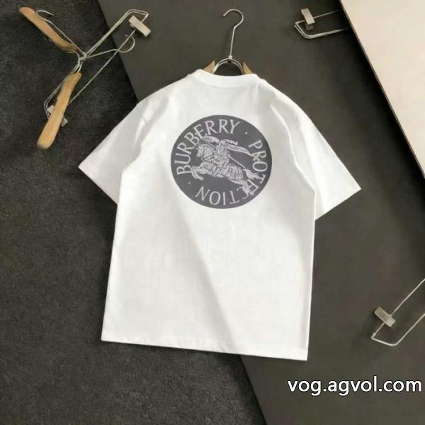 レディース財布 大人のオシャレに 予約販売商品コピー 品 ブランドBURBERRY半袖Tシャツ