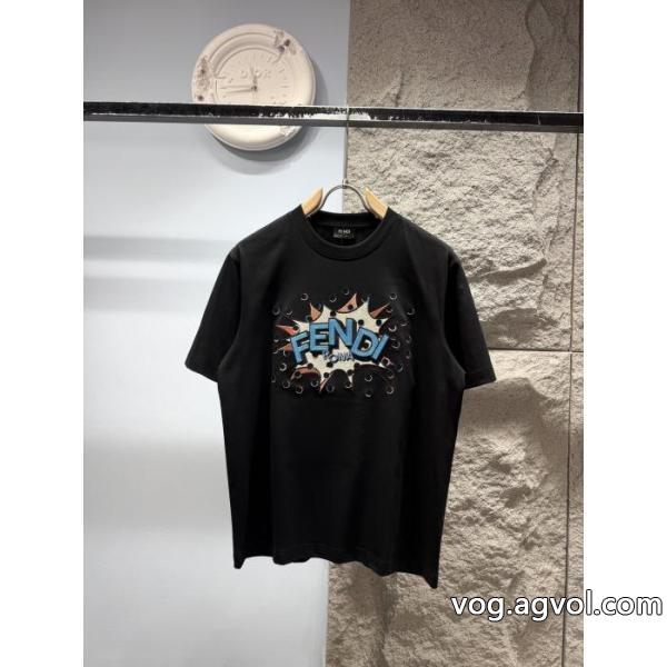 FENDIコピー 品 ブランド今季はトップスにおすすめ 最新作正規品 入手困難 超安値&nbsp;半袖T.