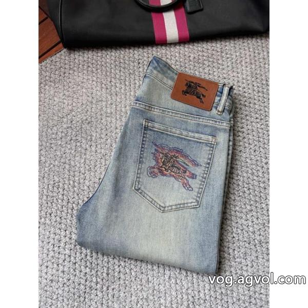 大人のオシャレに 質感に満足 少数入荷ブランド 偽物 通販BURBERRYジーンズ