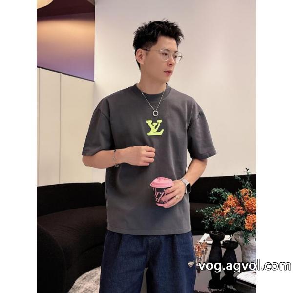 ブランド コピー バック超限定即完売 今だけSALE センスを格上げ半袖TシャツLOUIS VUITTON