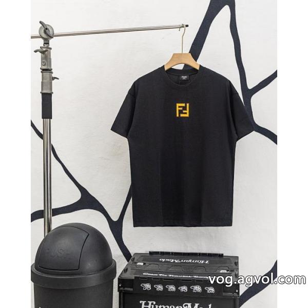 FENDI通販 ブランド半袖Tシャツ2026人気品 大人カジュアル 最新作期間限定セール