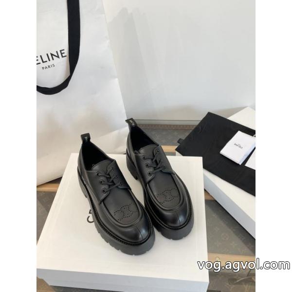 CELINE毎日大活躍 売れた商品 強くおすすめしたいブーツ偽 ブランド 購入..