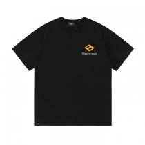 高級感溢れる 今季気になる! 品質高き人気アイテム偽物 ブランド 販売半袖Tシャツbalenciaga