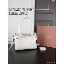 MIUMIUコピー ブランド&nbsp;&nbsp;&nbsp;&nbsp;新作限定 素敵  ドレスアップ効果も抜群..