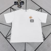 LOEWE半袖Tシャツ 2026スーパーコピー視線を集めて 甘い風 品質保証低価