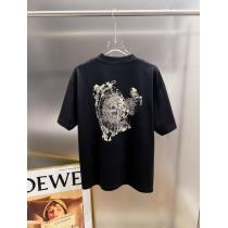 偽物 ブランド 販売カジュアルな雰囲気があり 手頃価格 本日限定安い半袖TシャツStone Island
