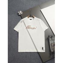 ブランド 偽物今話題の最新作 超激得 即完売必至フェンディ半袖Tシャツ