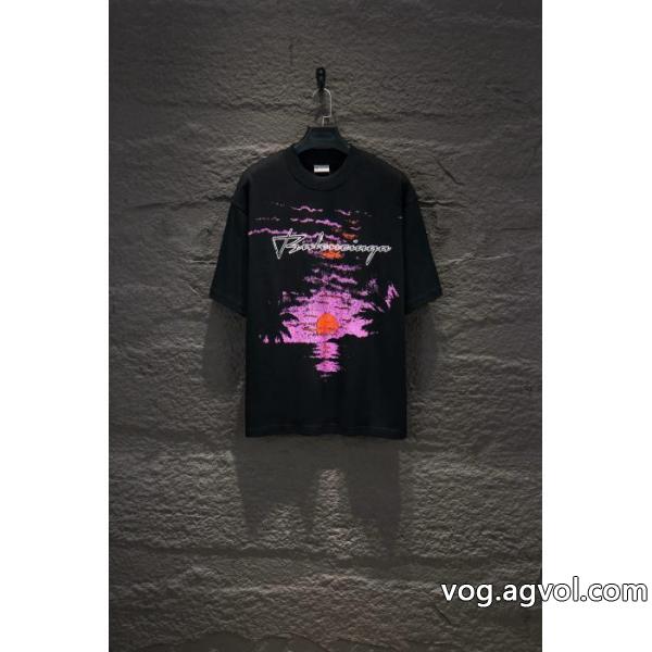 balenciaga半袖Tシャツ偽 ブランド 存在感のある 流行の注目ブランド 新作限定便利でめちゃ可愛