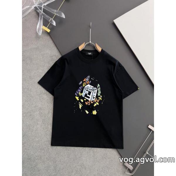 2026新作大注目 大注目 スタイルアップ見えなシンプル半袖TシャツFENDI偽 ブランド 