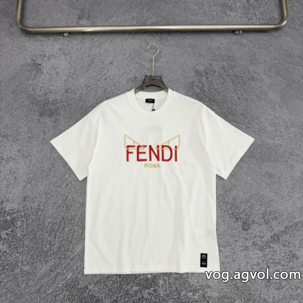 半袖Tシャツブランド コピー 着払いFENDIセレブ愛用 最新入荷 新作コレクション
