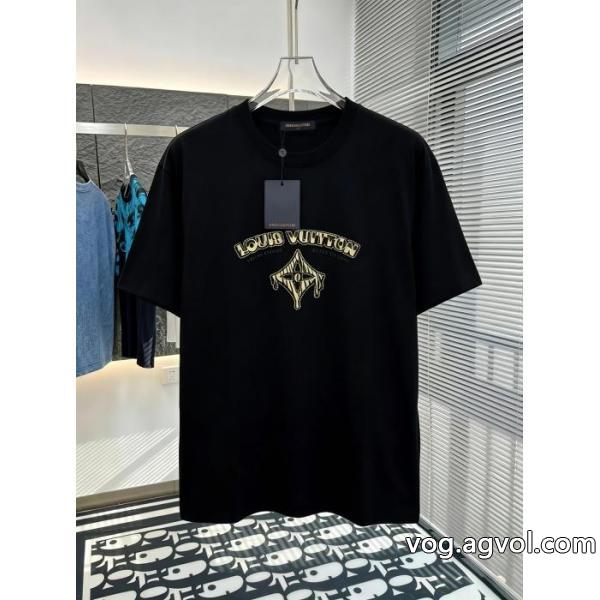 LOUIS VUITTONスーパー コピー著名人愛用 大人買い必須なこの2026 新作数量限定セール半袖Tシャツ