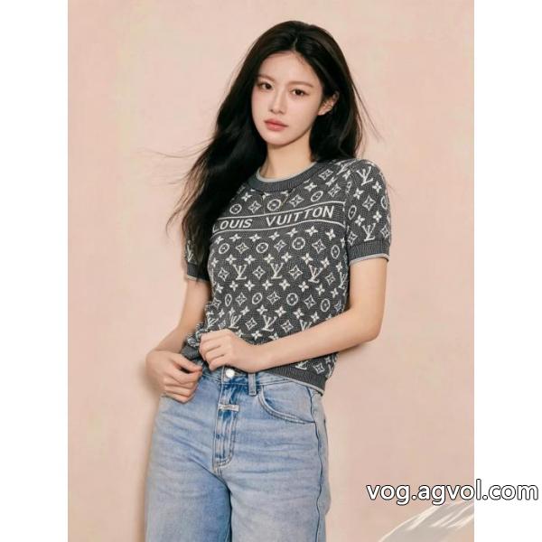 偽 ブランド 販売半袖Tシャツセレブ愛用 新作限定 早い者勝ち 実用的な一品LOUIS VUITTON