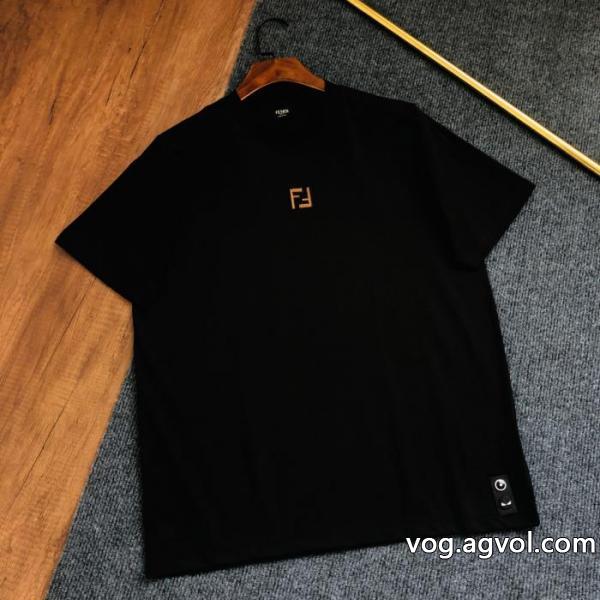 スーパー コピー 通販 優良FENDIモード感の高い 抜群の存在感 着心地よい半袖Tシャツ