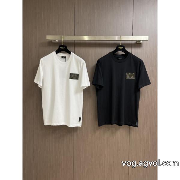 新商品! 今シーズン人気のアイテム 高い人気アイテム通販 ブランド半袖TシャツFENDI