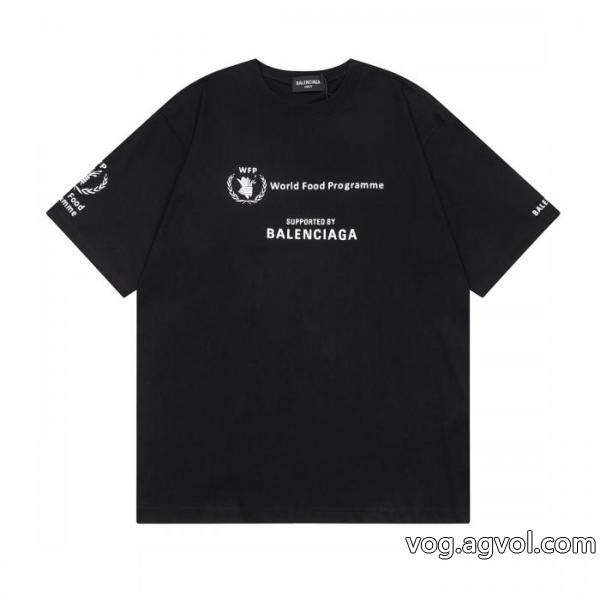 嬉しいポイント 極美品 クリスマス人気商品半袖Tシャツbalenciagaコピー 商品 販売