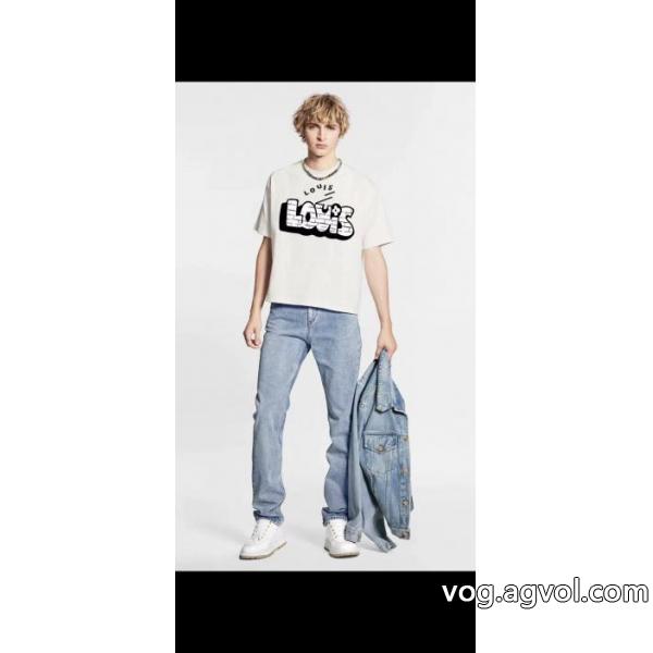 ブランド コピー半袖Tシャツ2026人気新作が登場 オススメのお品 お洒落な存在感 LOUIS VUITTON