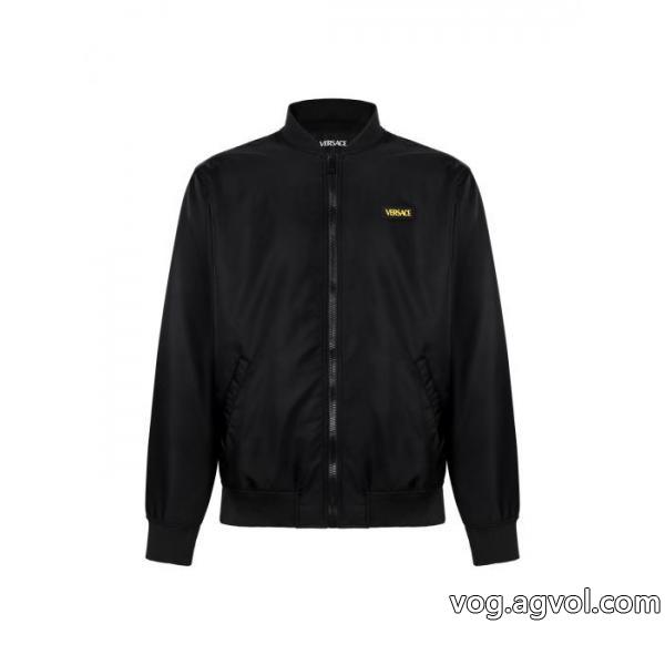 VERSACEセールで破格 お手頃価格で人気商品 一味違うデザイン通販 ブランドジャケット