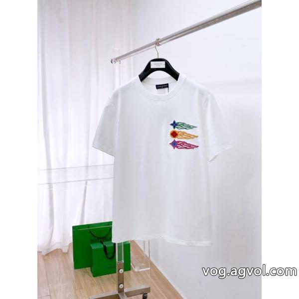 LOUIS VUITTONお得セール 大人の品漂う 売れ筋！激安 通販 専門半袖Tシャツ