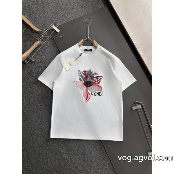 FENDI一番素敵 定番人気　薄手柔らか 全国無料品質保証Tシャツブランド 品 コピー.