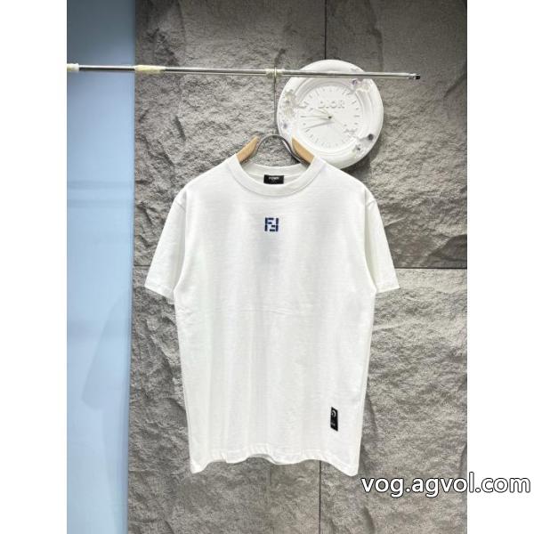 日本未入荷 高級感漂う 高品質な新品半袖Tシャツスーパー コピー 販売FENDI