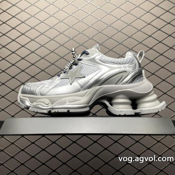 お手頃価格に 限定激安 2026 【人気ブログ掲載】  GCスニーカー激安 通販 ブランド..