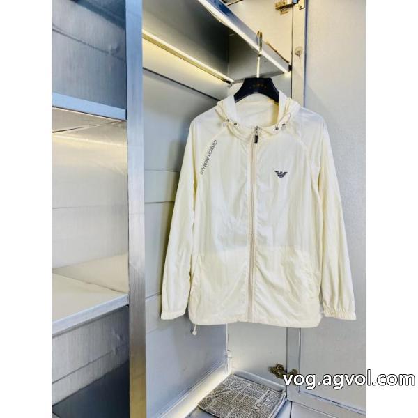 入手困難 きれいめコーデに変身 毎シーズンに活躍する偽物 ブランド 販売コートARMANI..
