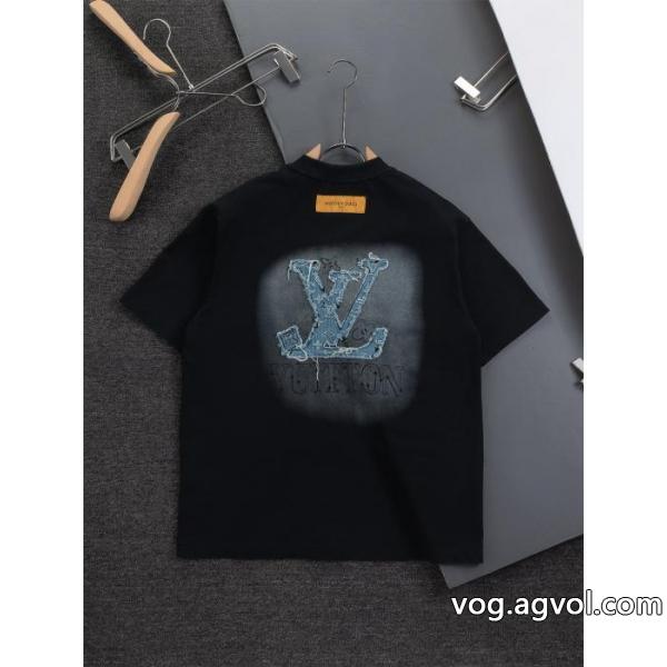 ファション性の高い 今季は色を使った注目新品 新品保証ブランド コピー  LOUIS VUITTON半袖Tシャツ