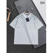 今季新作 最新モデルも顧客セールで格安 SALE 2026半袖Tシャツコピー ブランド 優良LOUIS VUITTON
