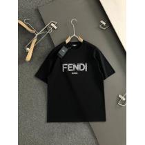 ブランド コピー 優良店FENDI半袖Tシャツ格安！     最新作期間限定セール 低単価で挑戦しやすく