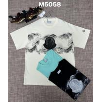 半袖Tシャツ最前線に注目 様々なシーンに セールで嬉しい入荷MONCLERコピー 商品 通販
