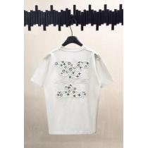 半袖Tシャツお洒落に魅せる 好印象をゲット 流行シンボルLOUIS VUITTONブランド 偽物