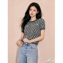 偽 ブランド 販売半袖Tシャツセレブ愛用 新作限定 早い者勝ち 実用的な一品LOUIS VUITTON