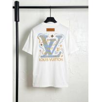 定番素敵 雑誌掲載アイテム 機能性抜群！LOUIS VUITTONコピー 商品 通販半袖Tシャツ