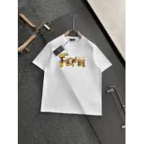 2026SSコレクションに新着 雰囲気が違う 超激得定番半袖TシャツFENDIブランド コピー バック