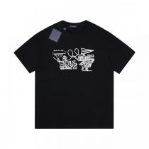 2026限定 男女兼用に人気 肌触りのいい   ロゴ入り新作 コピー ブランド 通販LOUIS VUITTON半袖Tシャツ