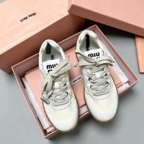 MIUMIUスニーカーブランド 偽物 激安 通販待望の再販売 最旬のスタイル 全国無料定番人気.