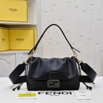 FENDIバッグ偽 ブランド 購入限定生産品 大人のカジュアルスタイル 斬新なデザイン..