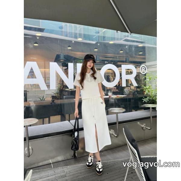 偽 ブランド 購入超激得260%新品 人気定番得価 存在感拔群セットPRADA