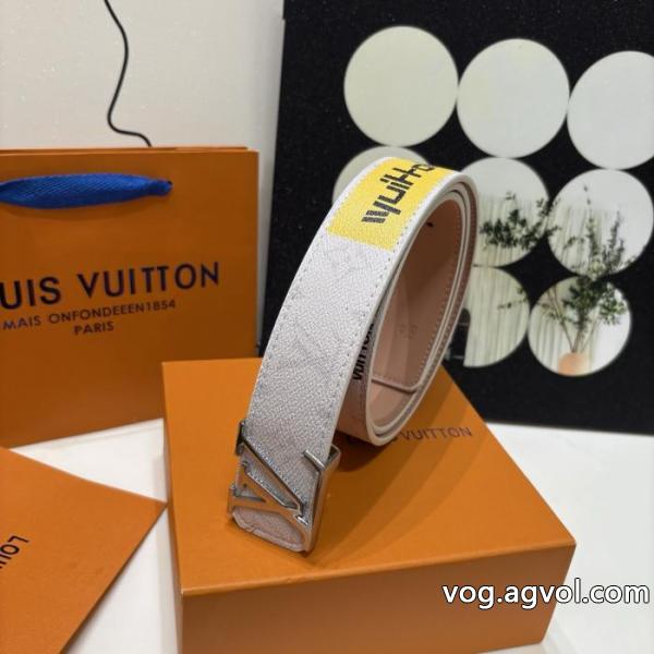 偽 ブランド 通販長く愛用できる 高い人気 大人気売切続出!ベルトLOUIS VUITTON