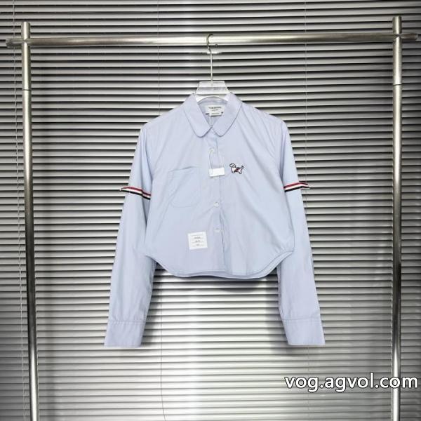 スーパー コピー 通販国内即納関税なし 高級品 VIPセールで破格THOM BROWNEシャツ.